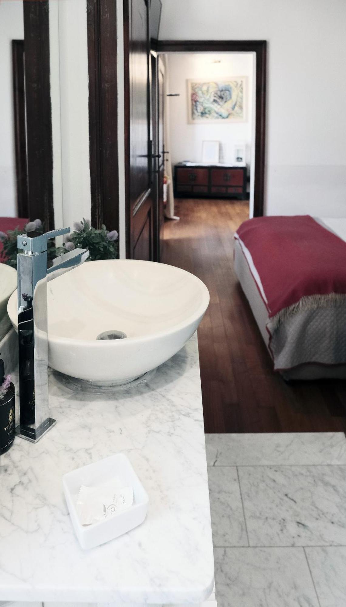 Comecasa Da Chiaretta Milan Bagian luar foto